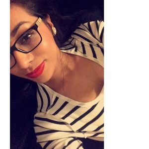 Meet your Posher, Rossy